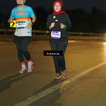 Runner Photo 7730016
