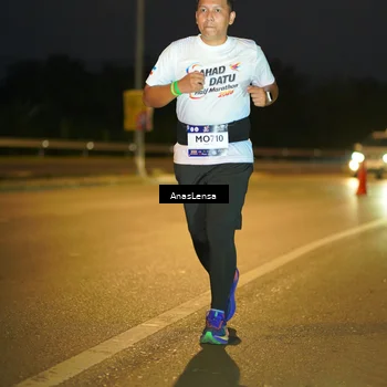 Runner Photo 7730021