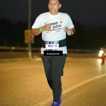 Runner Photo 7730028
