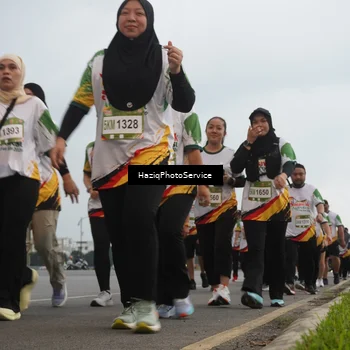 Runner Photo 7730030