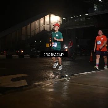 Runner Photo 7730034