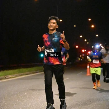 Runner Photo 7730058
