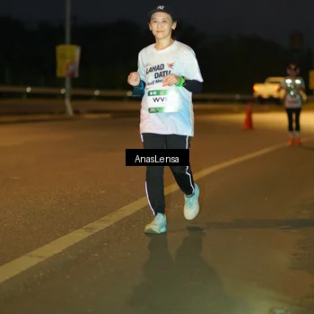 Runner Photo 7730064