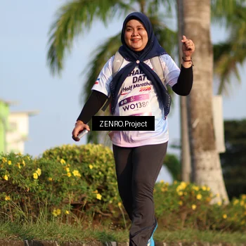 Runner Photo 7730065