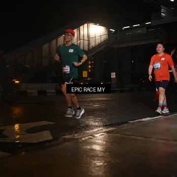 Runner Photo 7730066