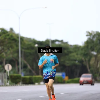 Runner Photo 7730073