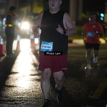 Runner Photo 7730086