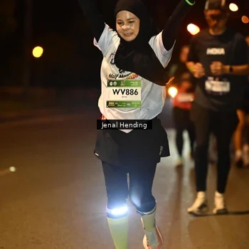 Runner Photo 7730096