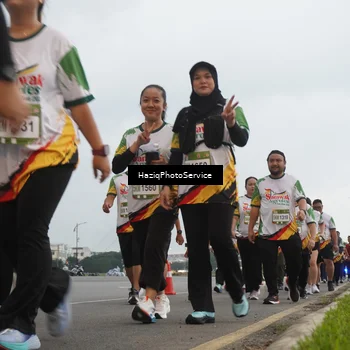 Runner Photo 7730120