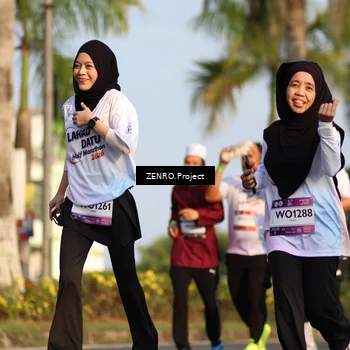 Runner Photo 7730133