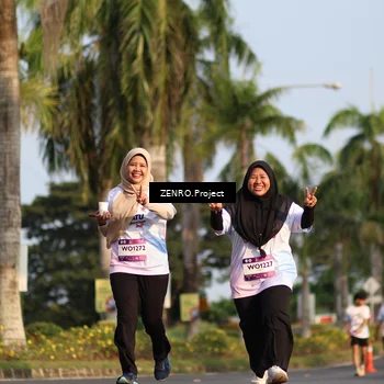 Runner Photo 7730144