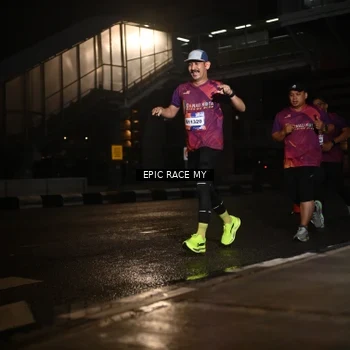 Runner Photo 7730146