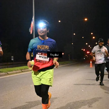 Runner Photo 7730180