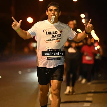 Runner Photo 7730183