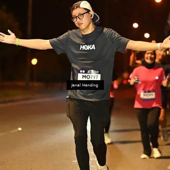 Runner Photo 7730201
