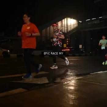 Runner Photo 7730215
