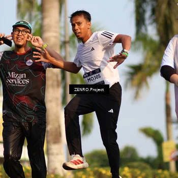 Runner Photo 7730247