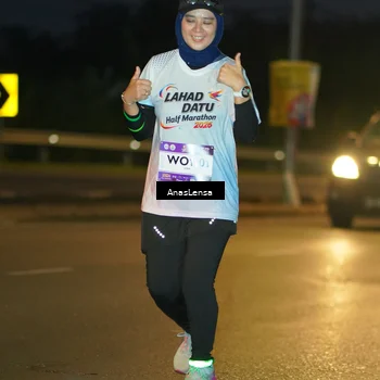 Runner Photo 7730256
