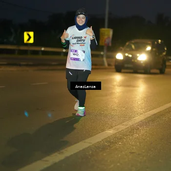 Runner Photo 7730263