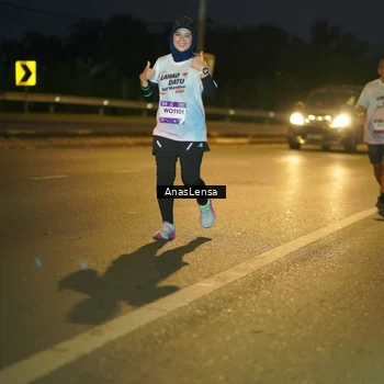 Runner Photo 7730275
