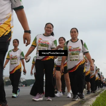 Runner Photo 7730284