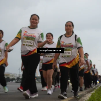 Runner Photo 7730286