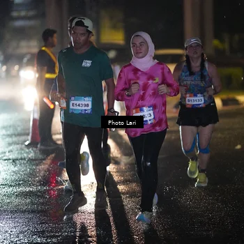 Runner Photo 7730312
