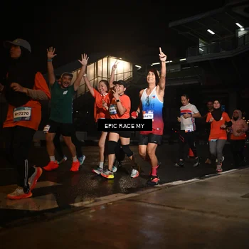 Runner Photo 7730328