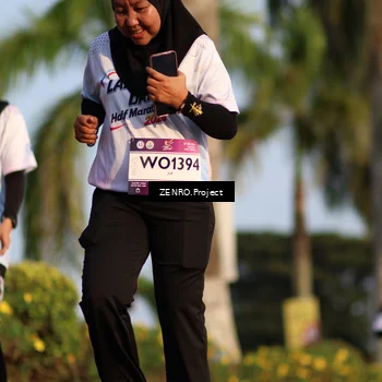 Runner Photo 7730341
