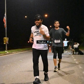 Runner Photo 7730342