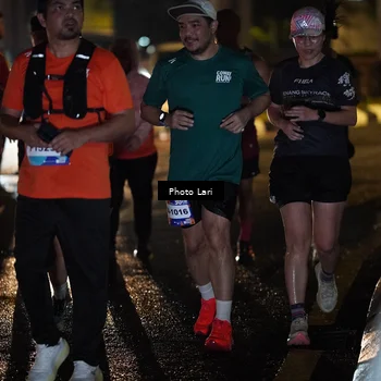 Runner Photo 7730357