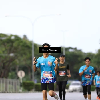 Runner Photo 7730376