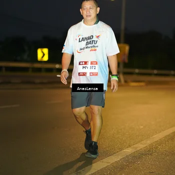 Runner Photo 7730388