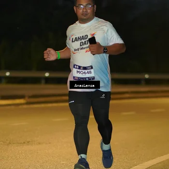 Runner Photo 7730400