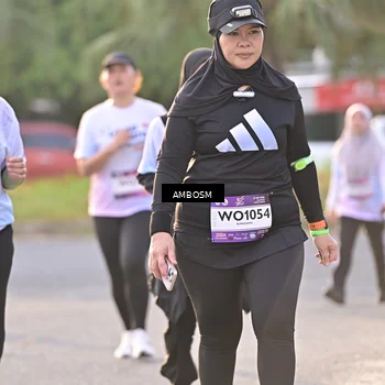 Runner Photo 7730417