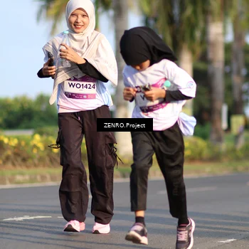 Runner Photo 7730422