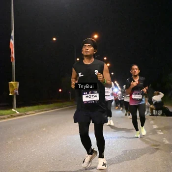 Runner Photo 7730425