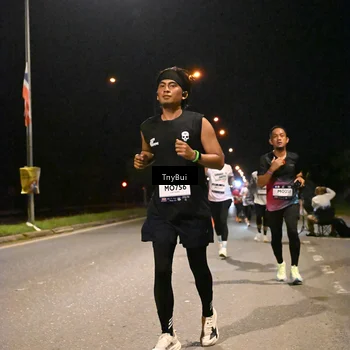 Runner Photo 7730428