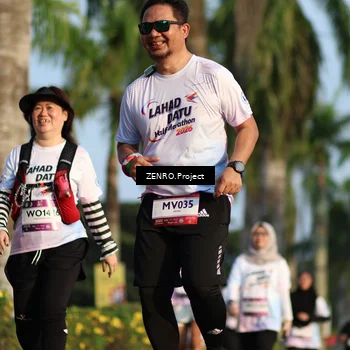 Runner Photo 7730448