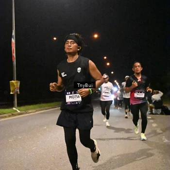 Runner Photo 7730449