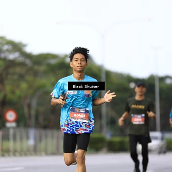 Runner Photo 7730453