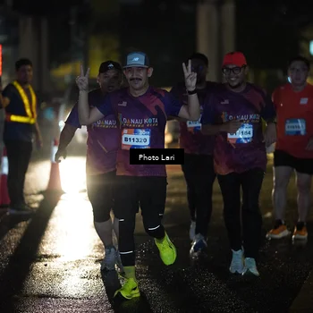 Runner Photo 7730455