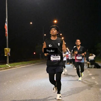 Runner Photo 7730469