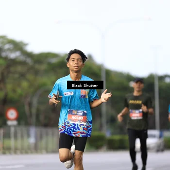 Runner Photo 7730470