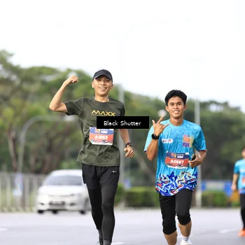Runner Photo 7730483