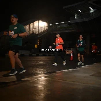 Runner Photo 7730485