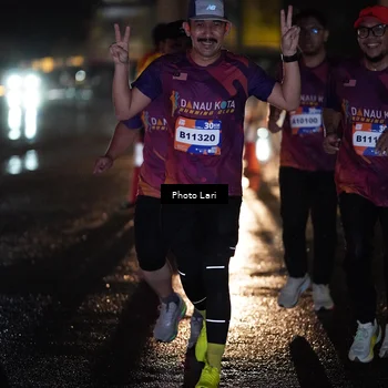 Runner Photo 7730496