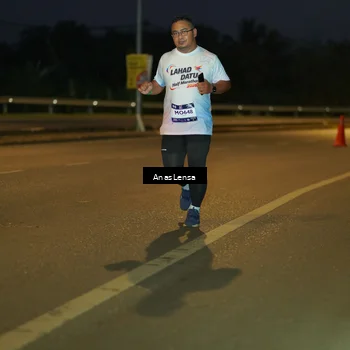 Runner Photo 7730501