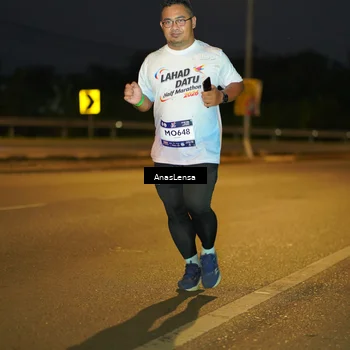 Runner Photo 7730521