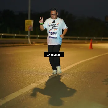 Runner Photo 7730527